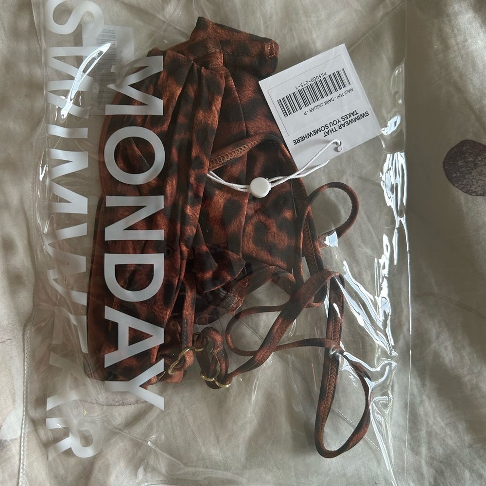 Monday Swim: Maui Top size XS